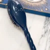 Édition limitée N.03 La Brosse Cuir Chevelu Sensible L'INDISPENSABLE DOUCEUR Bleu Nuit Constellations|La Bonne Brosse Fashion