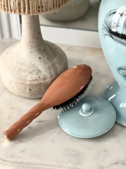 N.03 La Brosse Cuir Chevelu Sensible L'INDISPENSABLE DOUCEUR Terracotta|La Bonne Brosse Outlet