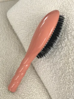 N.02 La Brosse Démêlante & Soin L'INDISPENSABLE Corail|La Bonne Brosse Clearance