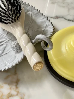 N.02 La Brosse Démêlante & Soin L'INDISPENSABLE Blanc Crème|La Bonne Brosse Outlet