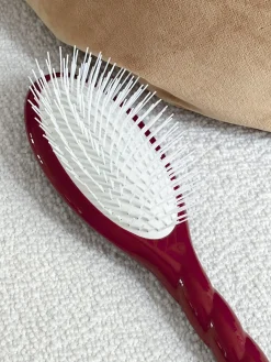 N.07 La Brosse Démêlante & Stimulante L'INTENSE Rouge Cerise|La Bonne Brosse Online