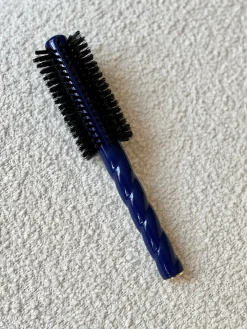 N.05 La Brosse Ronde VOLUME & STYLE Bleu Myrtille|La Bonne Brosse Cheap