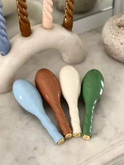 N.03 La Petite Brosse Cuir Chevelu Sensible L’INDISPENSABLE DOUCEUR Vert Amande|La Bonne Brosse Flash Sale