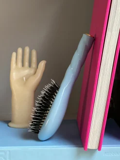 N.02 La Petite Brosse Démêlante & Soin L’INDISPENSABLE Bleu Ciel|La Bonne Brosse Sale